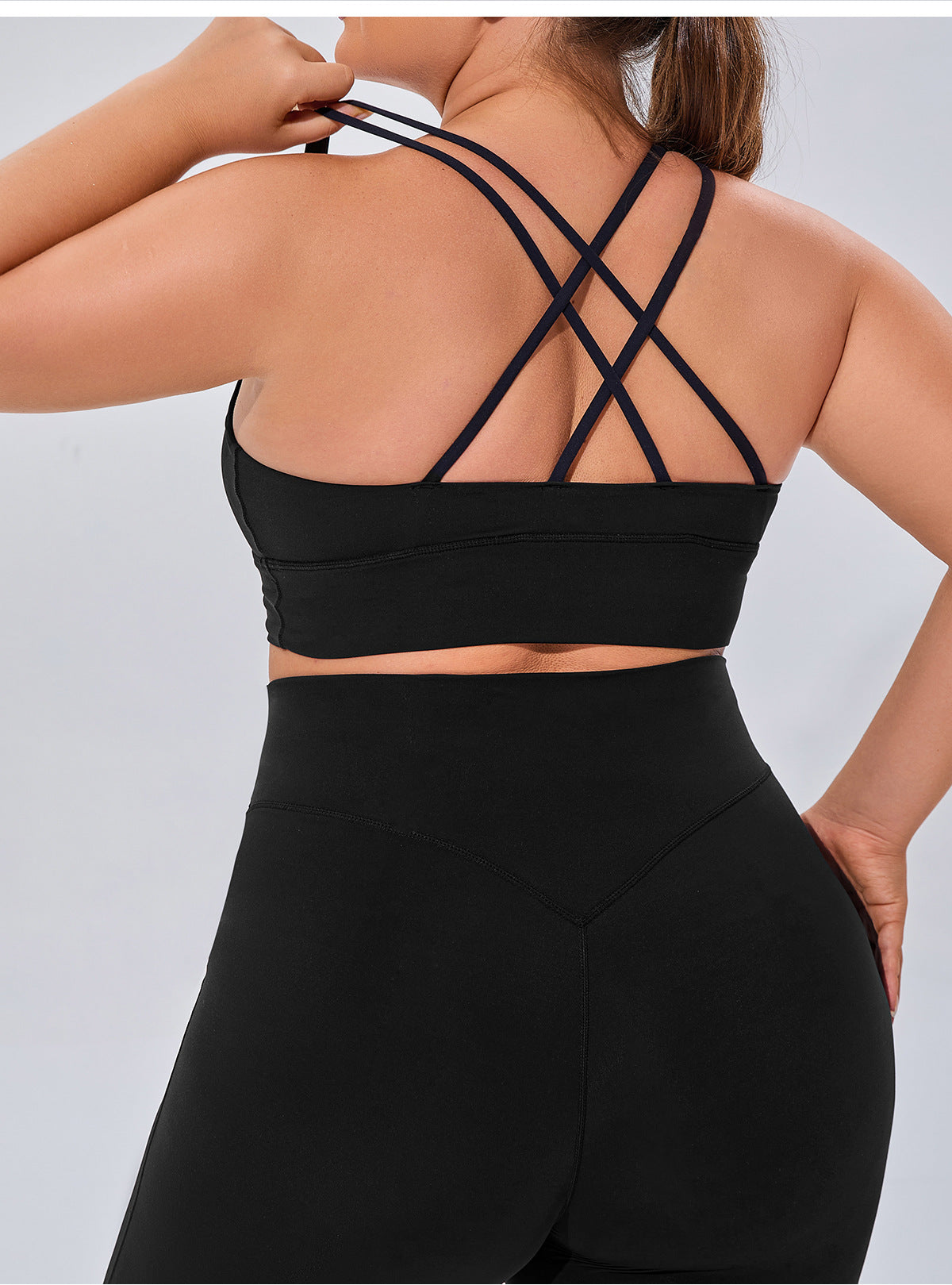 Sports Bras for Women Criss-Cross Back Padded Strappy Yoga Bra with Removable Cups